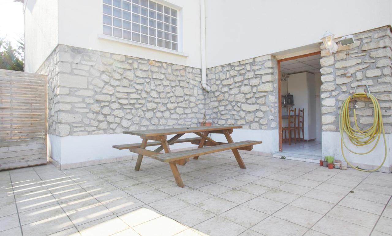 Agreable Maison En Centre Ville Noisy-le-Grand Buitenkant foto