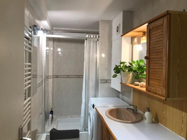 Agreable Maison En Centre Ville Noisy-le-Grand Buitenkant foto
